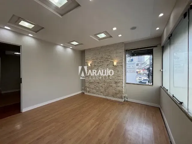 Sala para alugar, no bairro Centro em Itajaí