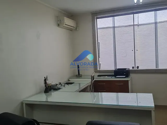 Sala com 50m², para alugar, no bairro Centro em Jacareí