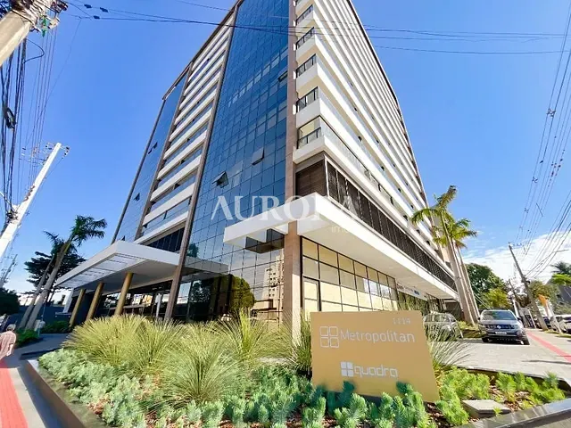 Sala com 63m², para alugar, no bairro Centro em Londrina