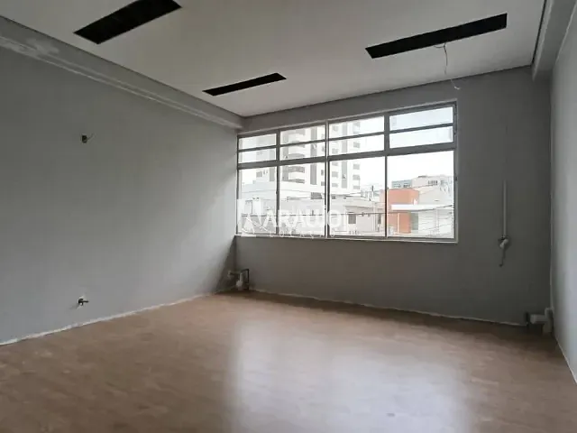 Sala para alugar, no bairro Centro em Itajaí
