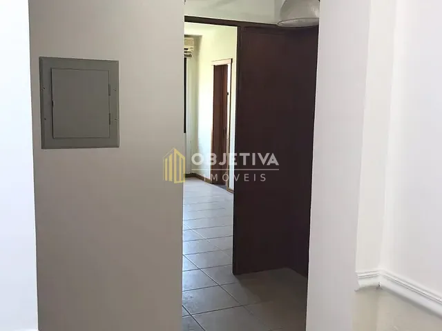 Sala à venda, no bairro Mont Serrat em Porto Alegre
