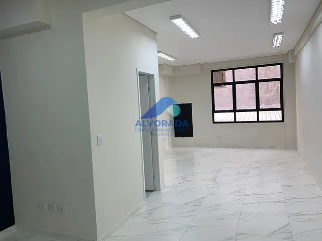 Sala à venda, no bairro Parque Residencial Aquarius em São José dos Campos