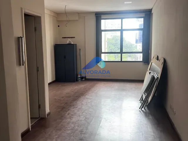 Sala à venda, no bairro Parque Residencial Aquarius em São José dos Campos