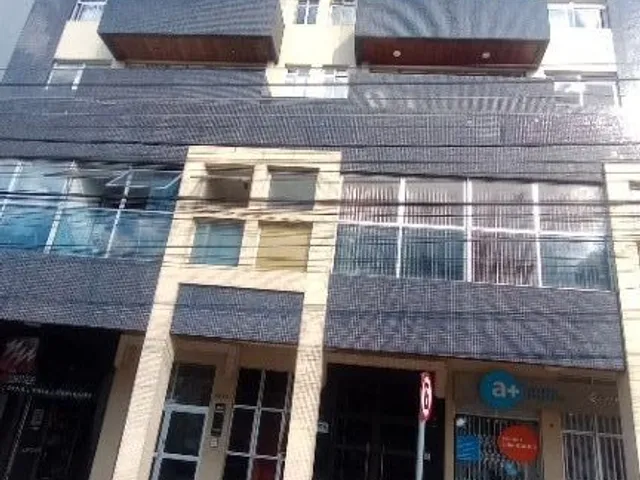 Sala à venda, no bairro Bacacheri em Curitiba