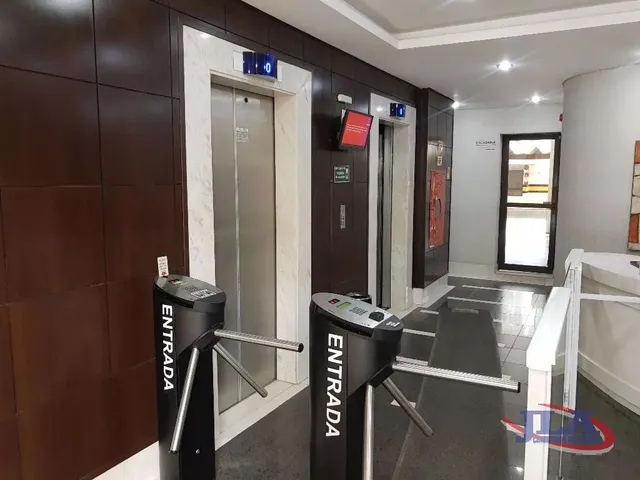 Sala à venda, no bairro Batel em Curitiba
