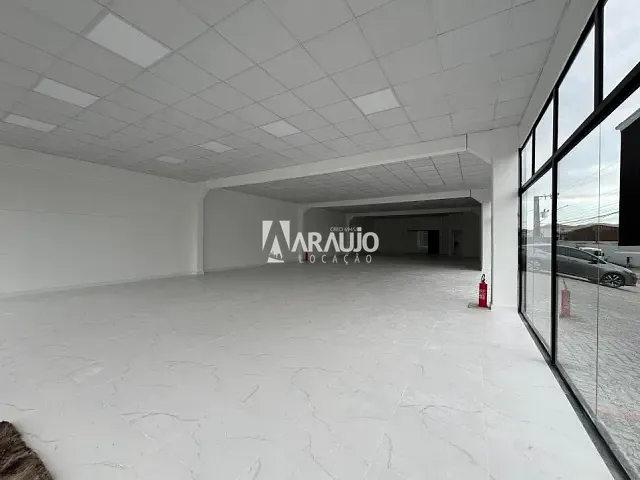 Sala para alugar, no bairro Cordeiros em Itajaí