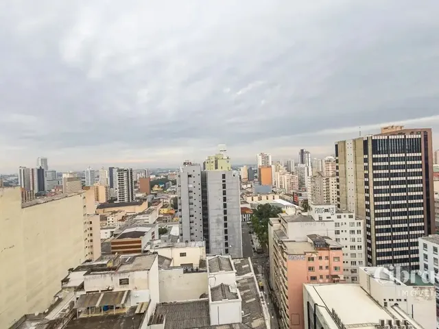 Sala à venda, no bairro Centro em Curitiba