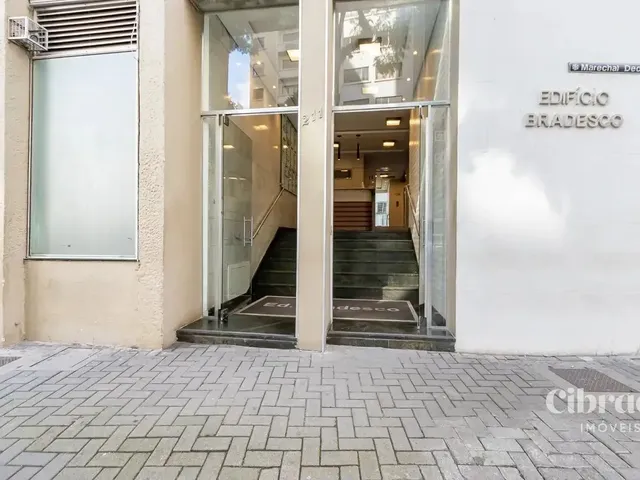Sala à venda, no bairro Centro em Curitiba