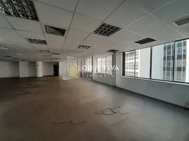 Sala com 1000m², para alugar, no bairro Centro Histórico em Porto Alegre