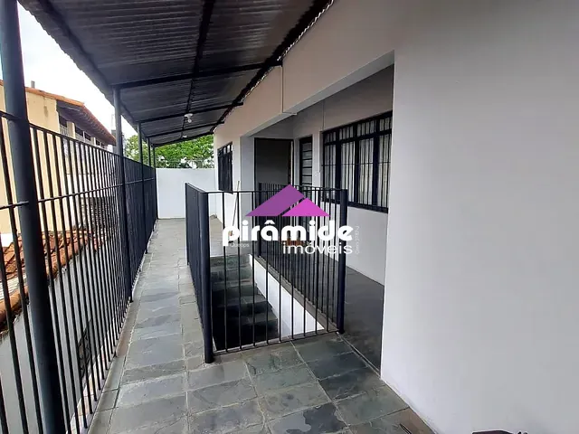 Sala com 33m², para alugar, no bairro Jardim Ismênia em São José dos Campos
