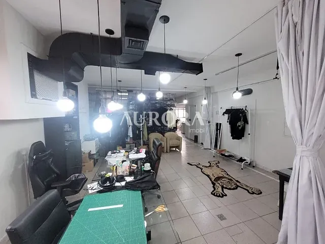 Sala com 167m², à venda, no bairro Centro em Londrina