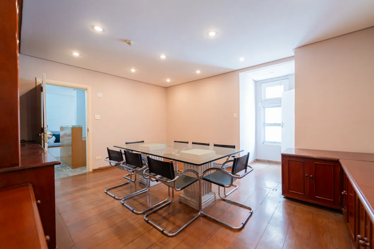 Conjunto comercial para venda em República, 120m²