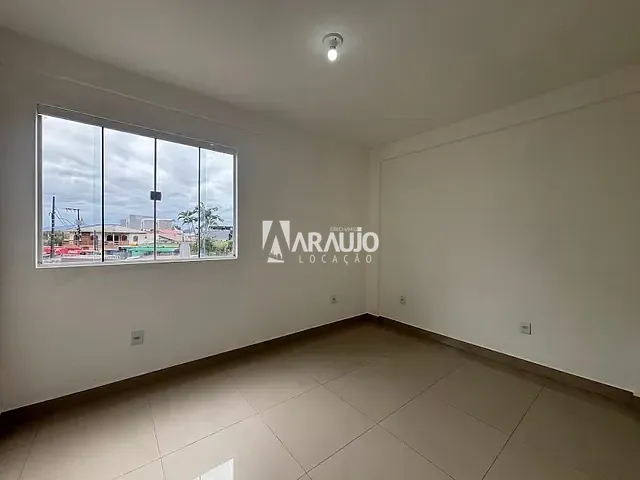 Sala para alugar, no bairro Cordeiros em Itajaí