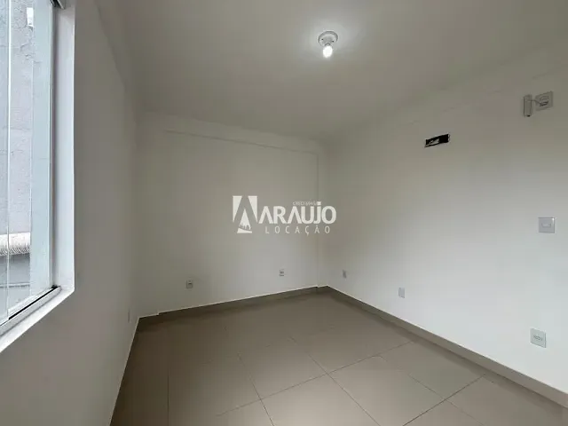Sala para alugar, no bairro Cordeiros em Itajaí