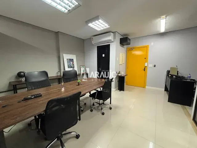 Sala para alugar, no bairro Centro em Navegantes