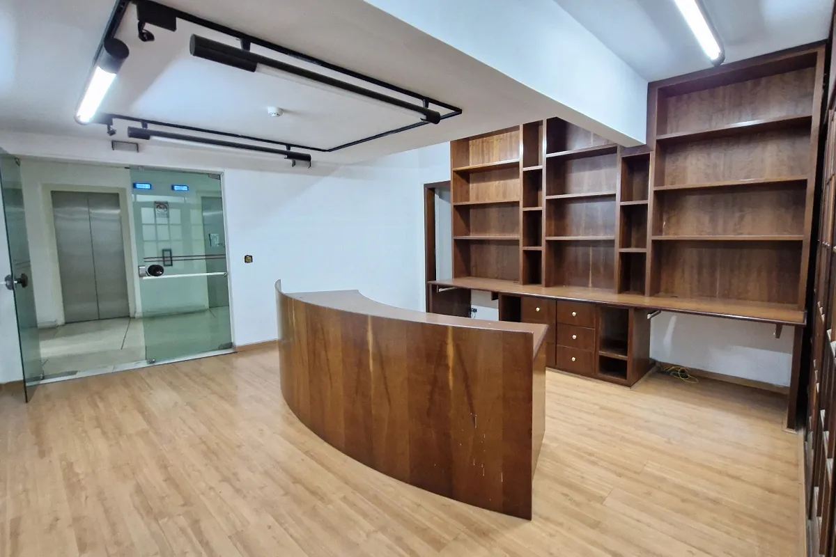Conjunto comercial para venda e locação em República, 107m²