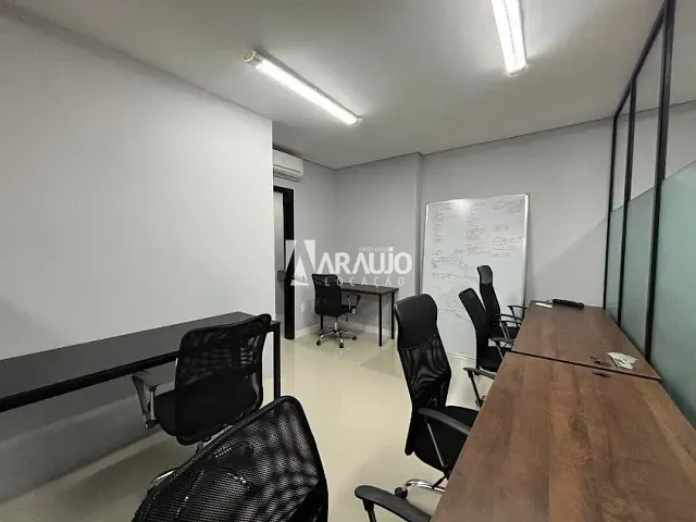 Sala para alugar, no bairro Centro em Navegantes