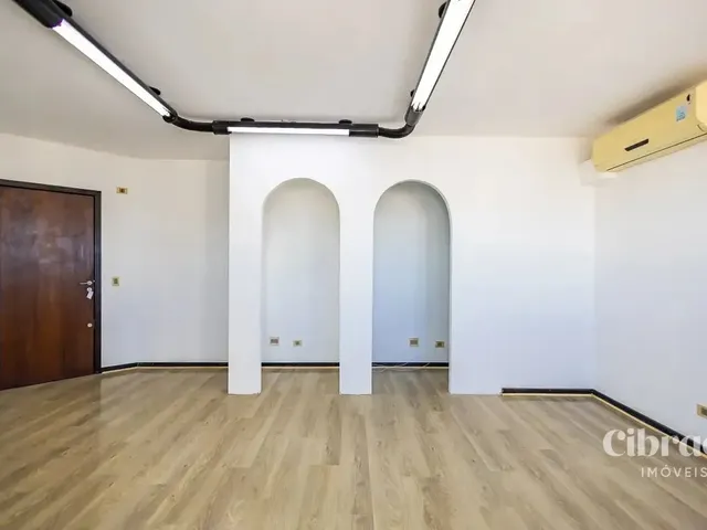Sala para alugar, no bairro Centro em Curitiba