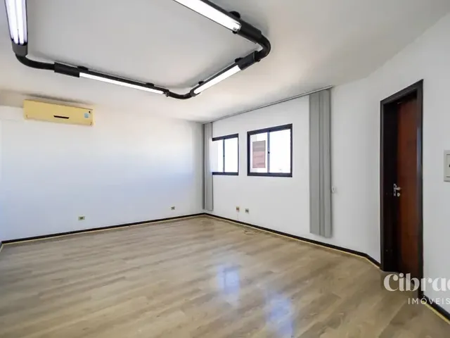 Sala para alugar, no bairro Centro em Curitiba