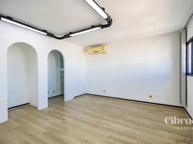 Sala para alugar, no bairro Centro em Curitiba
