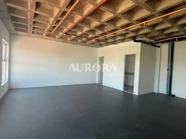 Sala com 75m², à venda, no bairro Bela Suiça em Londrina