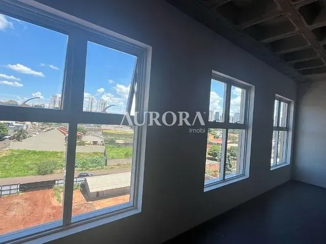 Sala com 75m², à venda, no bairro Bela Suiça em Londrina