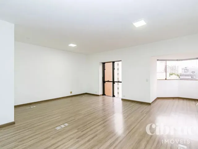 Sala para alugar, no bairro Centro em Curitiba