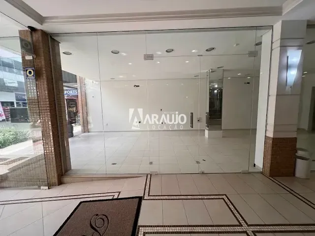 Sala para alugar, no bairro Centro em Itajaí