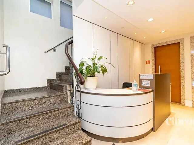 Sala para alugar, no bairro Centro em Curitiba