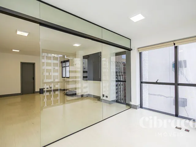 Sala para alugar, no bairro Água Verde em Curitiba