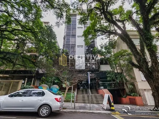 Sala à venda, no bairro Rio Branco em Porto Alegre