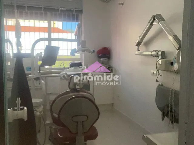 Sala com 42m², à venda, no bairro Centro em São José dos Campos