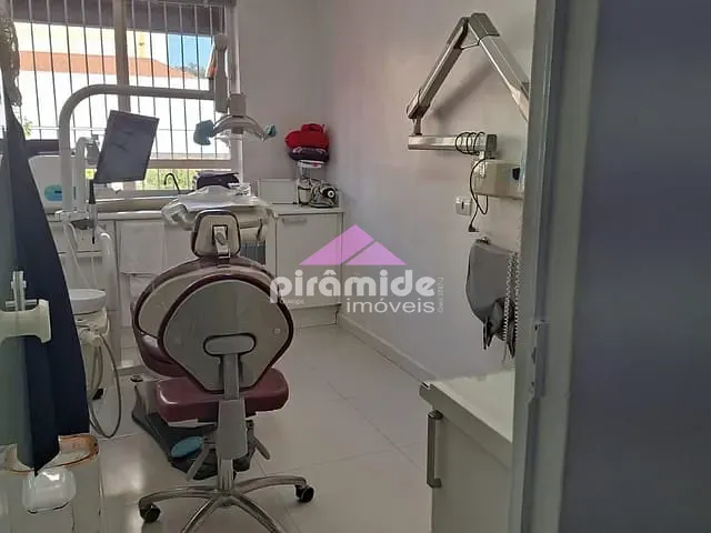 Sala com 42m², à venda, no bairro Centro em São José dos Campos
