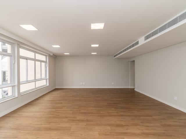 Sala com 150m², à venda, no bairro Sé em São Paulo