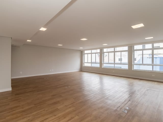 Sala com 150m², à venda, no bairro Sé em São Paulo