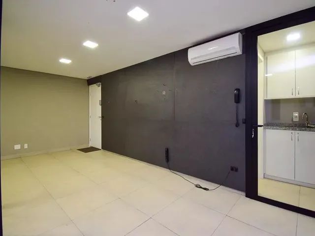 Sala para alugar, no bairro Centro Cívico em Curitiba