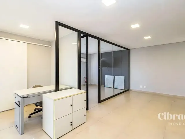 Sala para alugar, no bairro Centro Cívico em Curitiba