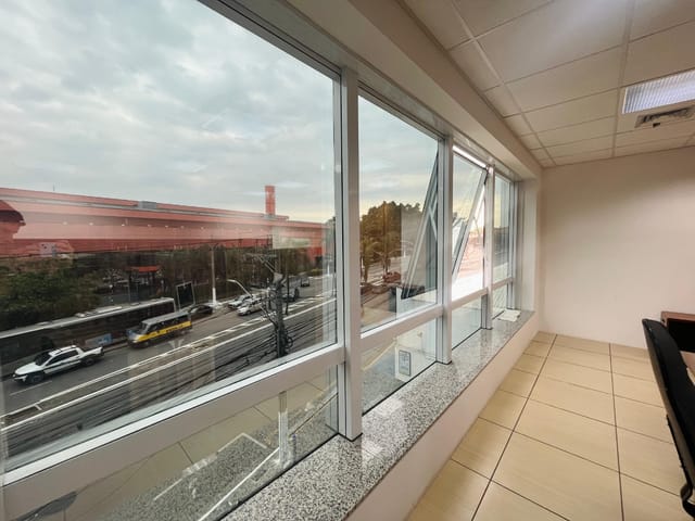 Sala com 75m², à venda, no bairro Mirandópolis em São Paulo