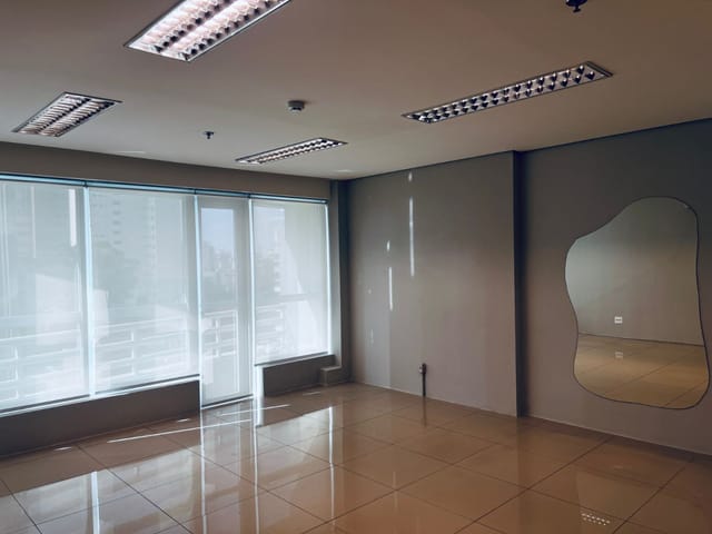 Sala com 33m², à venda, no bairro Consolação em São Paulo