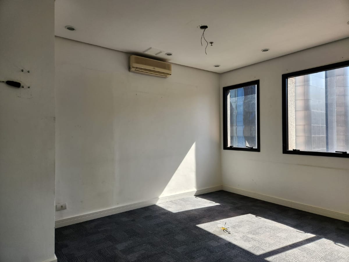 Conjunto comercial para locação em Vila Olímpia , 71m²