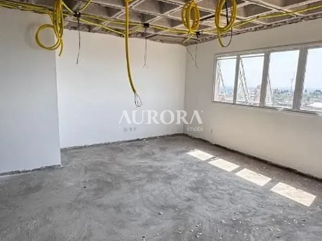 Sala com 94m², à venda, no bairro Centro em Ibiporã