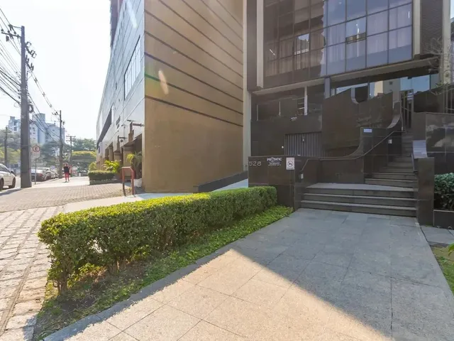 Sala à venda, no bairro Mercês em Curitiba