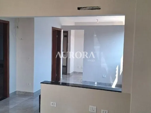Sala com 92m², à venda, no bairro Vila Ipiranga em Londrina