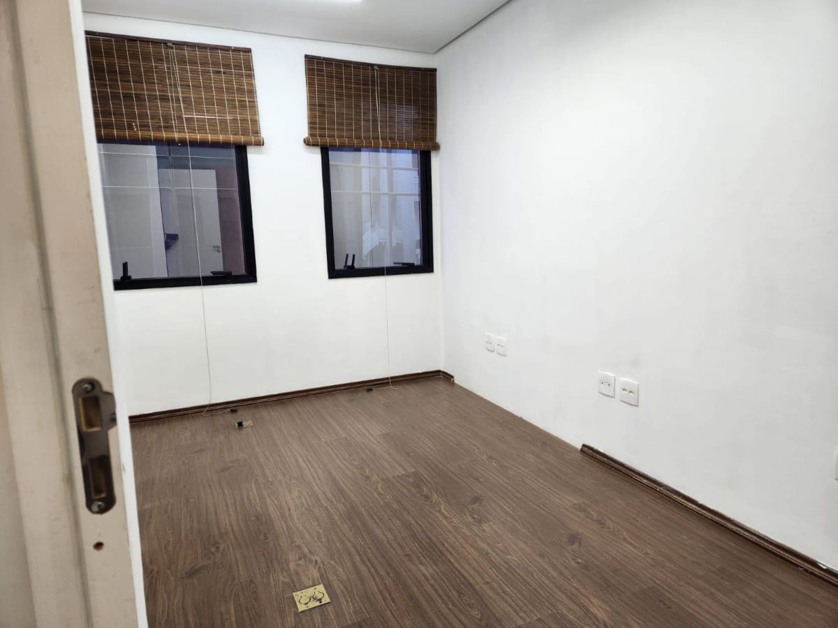 Conjunto comercial para locação em Vila Olímpia , 37m²