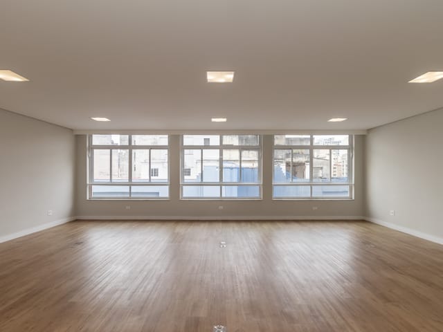 Sala com 150m², à venda, no bairro Sé em São Paulo
