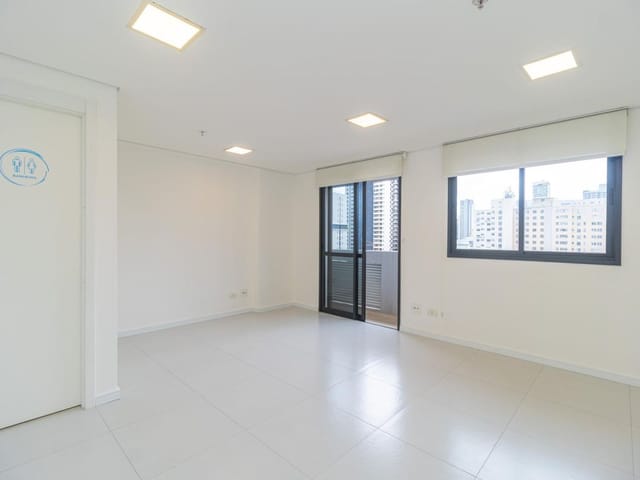 Sala para alugar, no bairro Centro em Curitiba