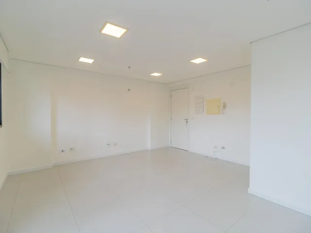 Sala para alugar, no bairro Centro em Curitiba