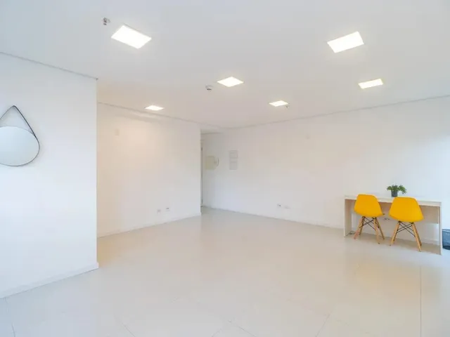 Sala para alugar, no bairro Centro em Curitiba
