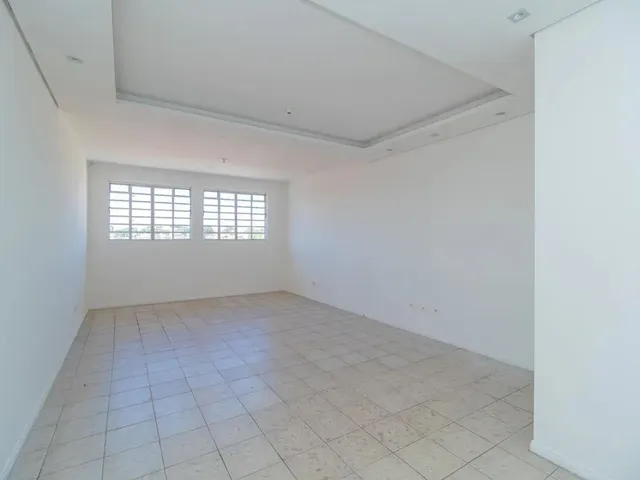 Sala para alugar, no bairro Santa Felicidade em Curitiba