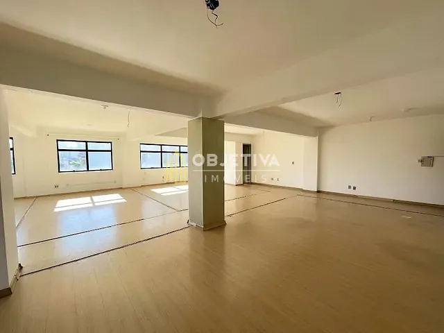 Sala para alugar, no bairro Centro em Novo Hamburgo